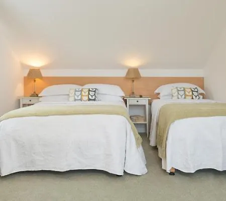 Petra House Bed & Breakfast Galway